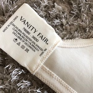 Vanity Fair Intimates & Sleepwear - Vanity Fair Full Coverage Bra Size 36DD Vanity Fair Intimates & Sleepwear - Vanity Fair Full Coverage Bra Size 36DD